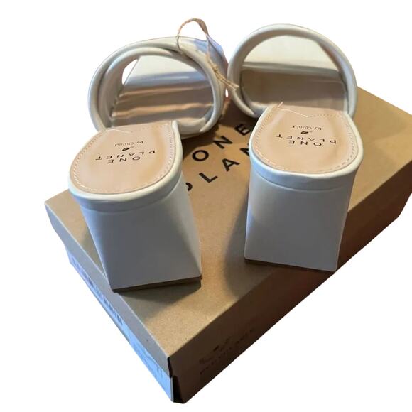 One Planet by Qupid Kerstin Strappy Block Heel Sandal, Size 10, New w/ Tag Box - Picture 6 of 10